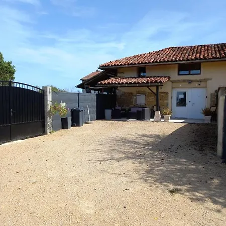 Apartment Le Campagnard & Le Maryline # Wifi # Clim # Parking Gratuit # Calme & Nature
